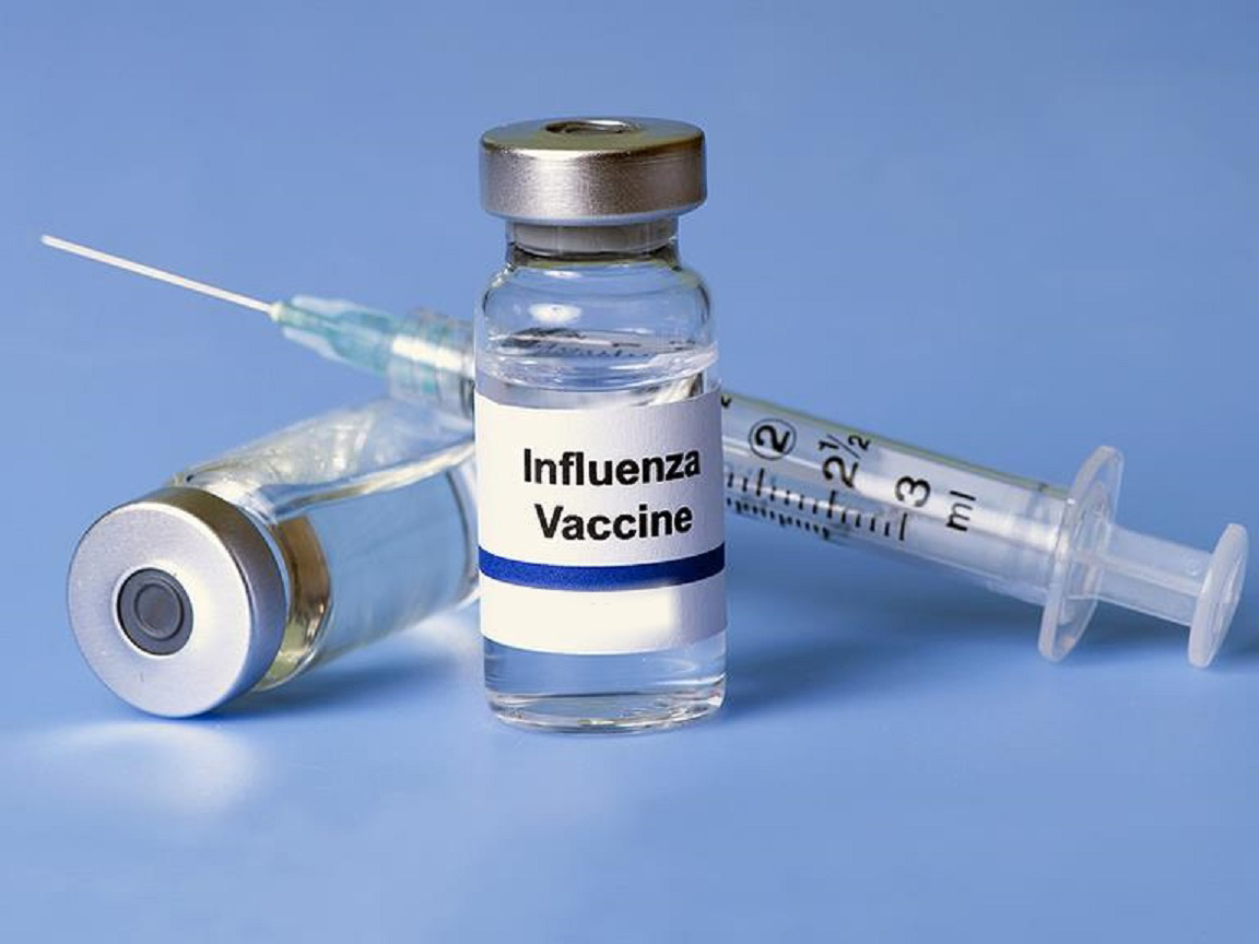Kanyle og ampul med influenzavaccine
